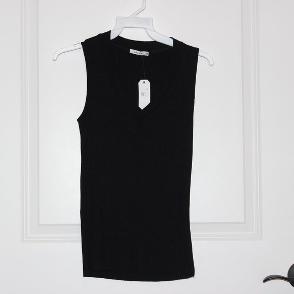 ribbed v neck - Picture 3 of 3